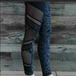 Size 2 Lululemon Just Breathe leggings